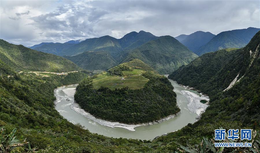 （新華全媒頭條&middot;圖文互動）（2）遠(yuǎn)去的馬幫&mdash;&mdash;&ldquo;蓮花秘境&rdquo;墨脫告別&ldquo;高原孤島&rdquo;之路