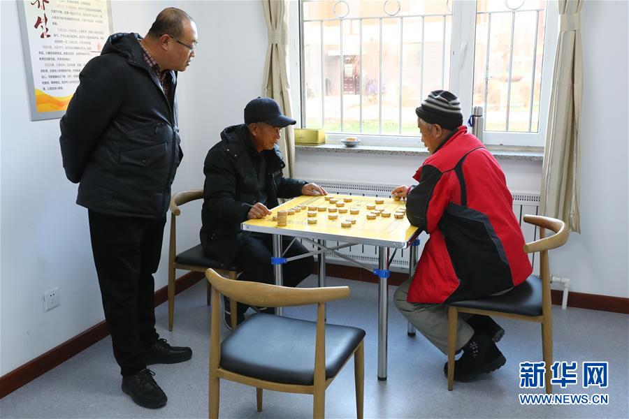 （四中全會精神在基層&middot;圖文互動）（6）棚改區(qū)的民生新事：給回遷居民補上康養(yǎng)服務(wù)短板