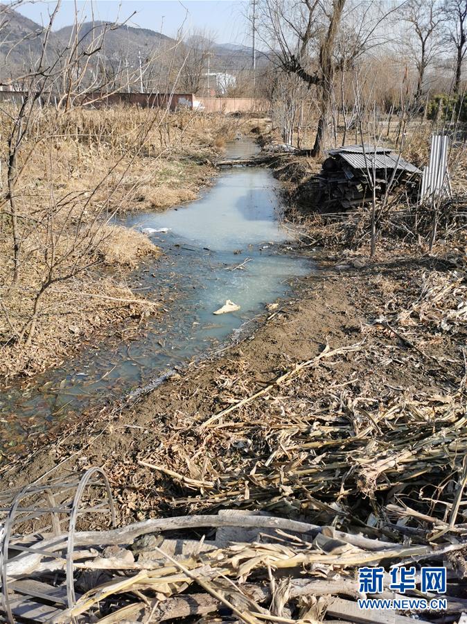 （新華調(diào)查&middot;國(guó)務(wù)院農(nóng)村人居環(huán)境大檢查&middot;圖文互動(dòng)）（2）農(nóng)村生活污水何處去？&mdash;&mdash;農(nóng)村污水治理&ldquo;梗阻&rdquo;現(xiàn)象調(diào)查