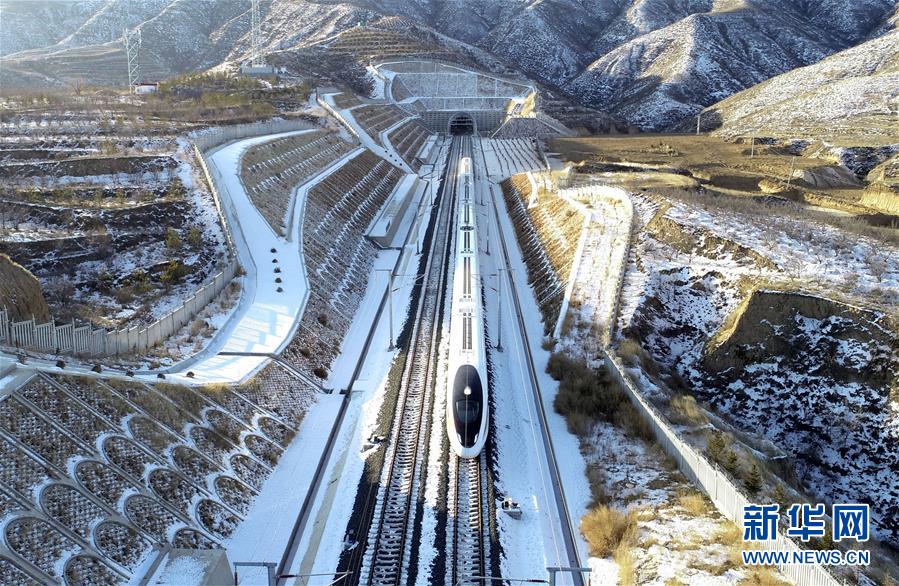 （新華全媒頭條&middot;圖文互動）（12）百年跨越，逐夢京張&mdash;&mdash;寫在京張高鐵開通暨中國高鐵突破3.5萬公里之際