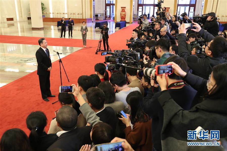 （兩會(huì)&middot;面對(duì)面）（11）采訪部長