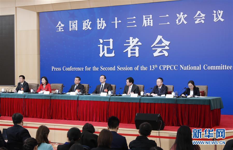 （兩會&middot;XHDW）（2）政協委員談優(yōu)化營商環(huán)境、促進民營經濟高質量發(fā)展