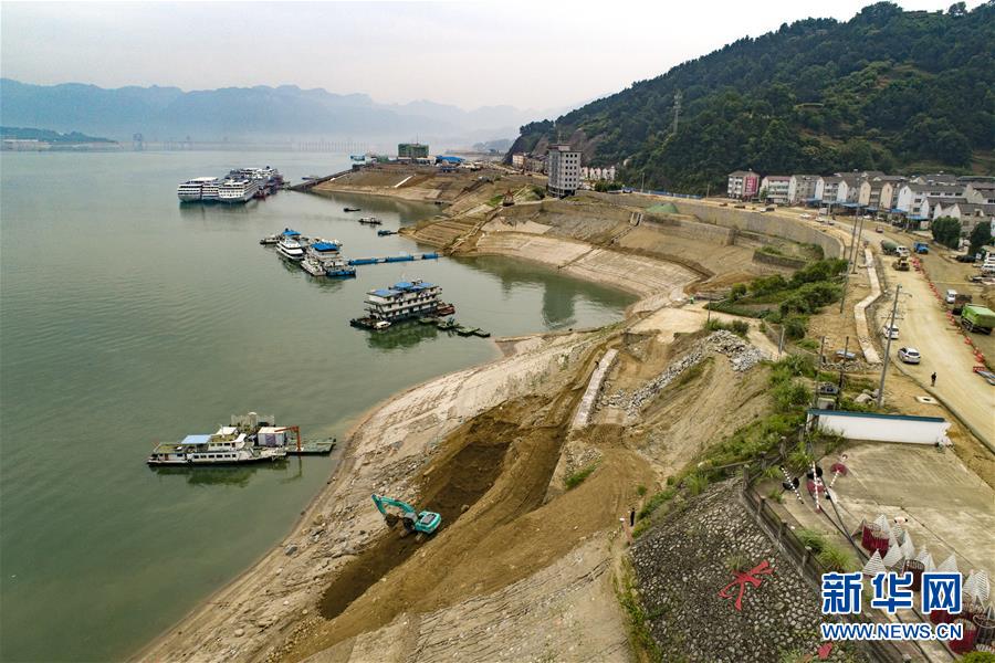 #（新華全媒頭條&middot;兩會特別報道&middot;圖文互動）（5）凝聚不懈奮斗的磅礴力量&mdash;&mdash;從全國兩會看奮進中國的奮斗姿態(tài)