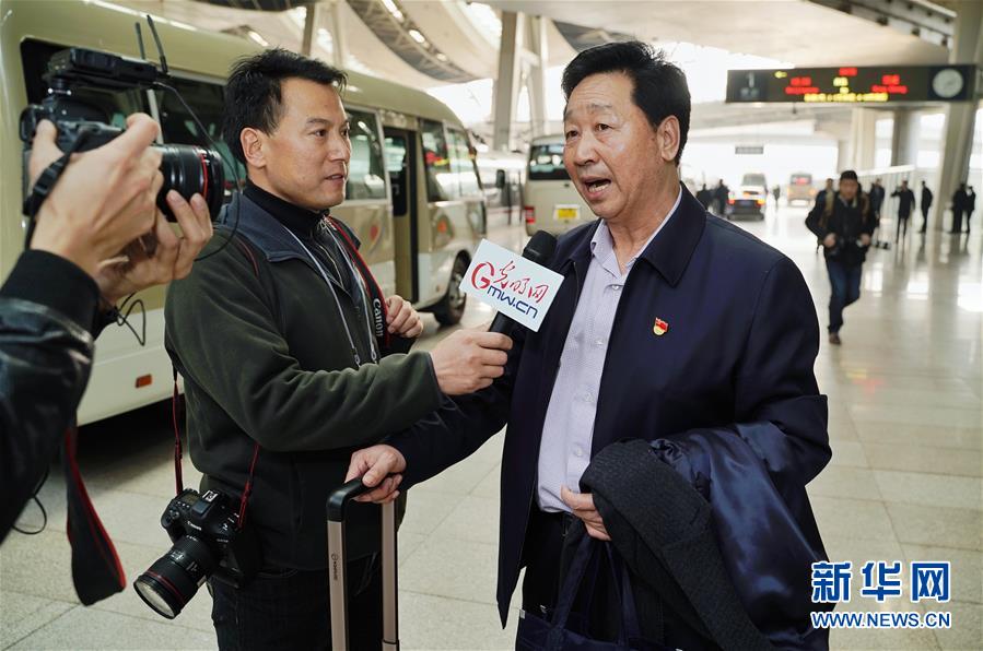 （新華全媒頭條&middot;圖文互動）（3）2019&mdash;&mdash;春天里的中國兩會故事