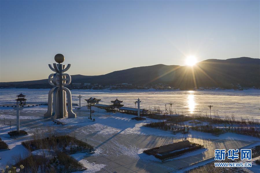 （圖文互動(dòng)）（3）從&ldquo;輕工漁網(wǎng)重工馬掌&rdquo;到&ldquo;圓夢小康&rdquo;&mdash;&mdash;&ldquo;中國東極&rdquo;脫貧攻堅(jiān)剪影