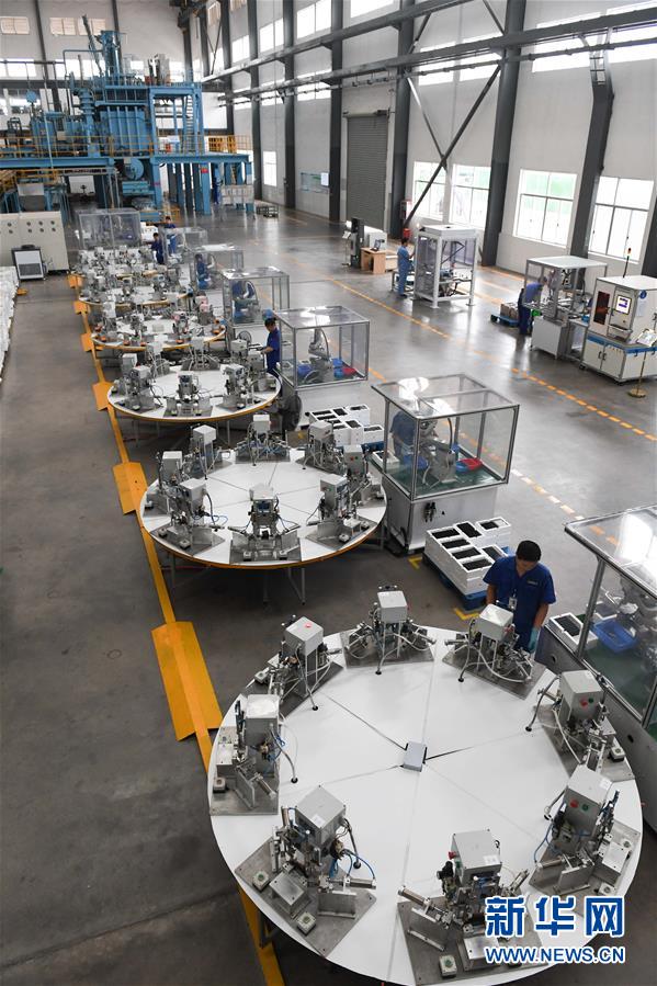 （新華全媒頭條&middot;圖文互動）（8）創(chuàng)新，在復(fù)興的征程上&mdash;&mdash;以習(xí)近平同志為核心的黨中央關(guān)心科技創(chuàng)新工作紀(jì)實(shí)