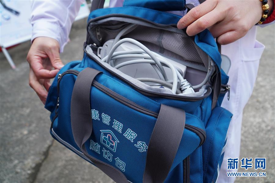 (新春走基層·圖文互動)(3)高山來了醫(yī)療隊