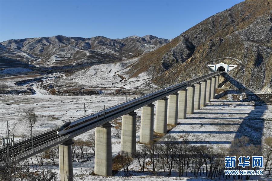 （新華全媒頭條&middot;圖文互動）（4）草原高鐵乘風(fēng)來 北疆唱響新&ldquo;贊歌&rdquo;