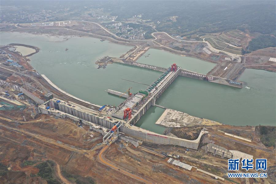 （新華全媒頭條&middot;圖文互動）（4）創(chuàng)造中華民族的偉大歷史時(shí)間&mdash;&mdash;寫在農(nóng)歷庚子鼠年春節(jié)到來之際 