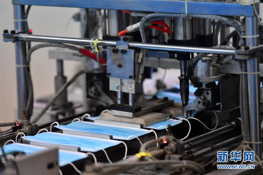 (聚焦疫情防控·圖文互動)(6)和時間賽跑——山西防疫緊缺物資生產(chǎn)一線見聞