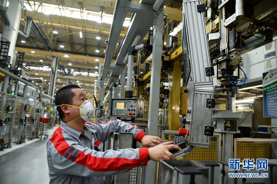 #（來自經濟前沿的故事&middot;企業(yè)復工復產&middot;圖文互動)（1）&ldquo;陽光總在風雨后&rdquo;&mdash;&mdash;制造業(yè)大省江蘇開啟有序復工