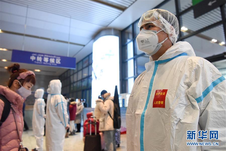 (新華全媒頭條·圖文互動)(8)滄海橫流顯本色 戰(zhàn)“疫”一線黨旗紅——全國各領域基層黨組織和廣大黨員奮力打好疫情防控阻擊戰(zhàn)(1)