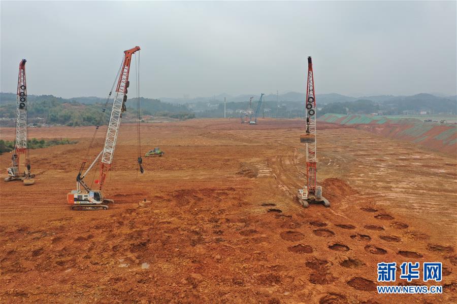 （圖文互動(dòng)）（3）&ldquo;克服困難大步朝前走&rdquo;&mdash;&mdash;長(zhǎng)沙市重大項(xiàng)目復(fù)工見(jiàn)聞