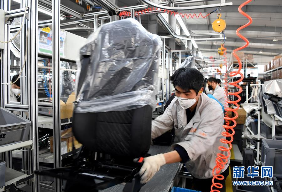 （圖文互動(dòng)）（7）&ldquo;春天到了，熟悉的生活正在慢慢回來(lái)&rdquo;&mdash;&mdash;陜西多地復(fù)產(chǎn)復(fù)工一線見(jiàn)聞