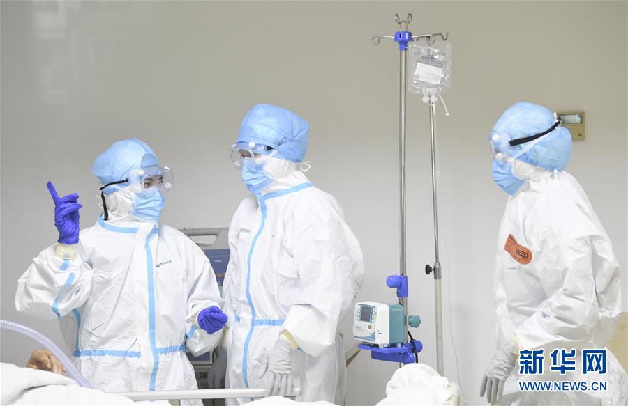 （一線抗疫群英譜&middot;圖文互動(dòng)）（2）&ldquo;我已躬身入局，勢(shì)要共渡難關(guān)!&rdquo;&mdash;&mdash;戰(zhàn)&ldquo;疫&rdquo;一線醫(yī)生黃霞