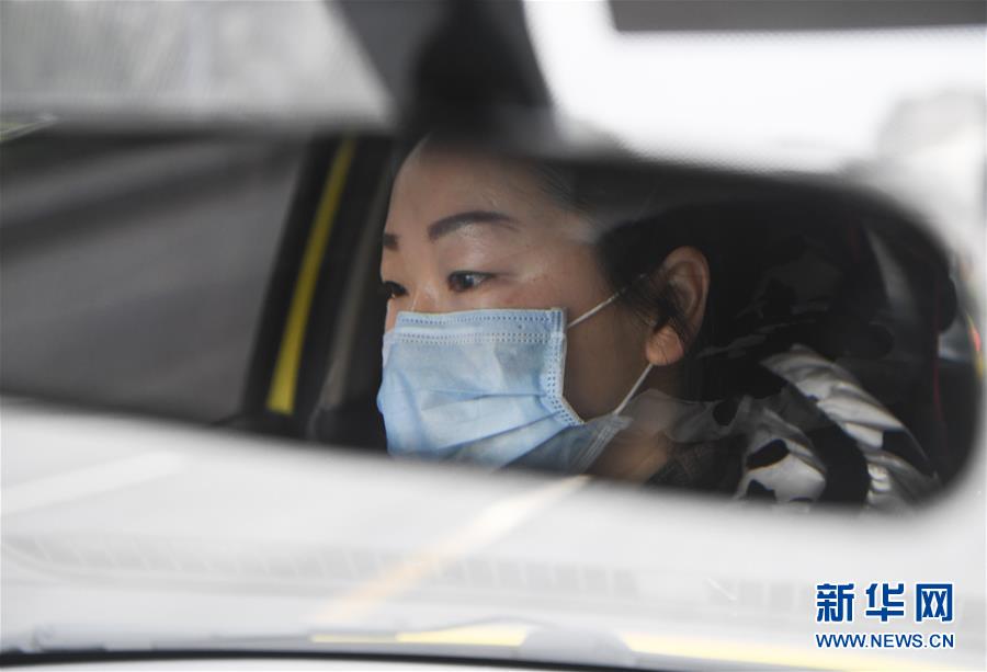 （聚焦疫情防控&middot;圖文互動）（1）&ldquo;讓醫(yī)務人員無后顧之憂！&rdquo;&mdash;&mdash;重慶志愿者&ldquo;守護&rdquo;千余名一線醫(yī)護人員家屬見聞