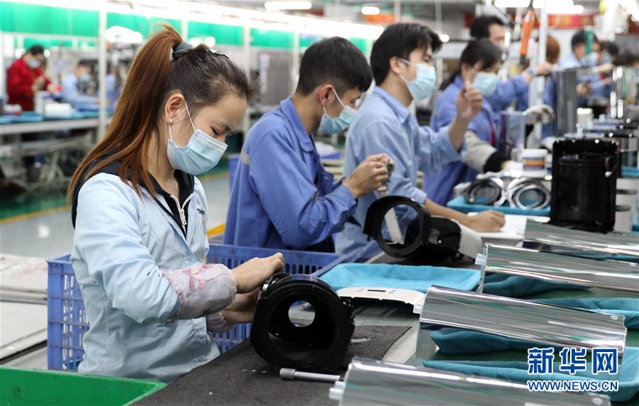 （抓好經(jīng)濟(jì)發(fā)展 應(yīng)對(duì)復(fù)雜局面&middot;圖文互動(dòng)）（2）在&ldquo;家電之都&rdquo;順德看&ldquo;中國制造&rdquo;抗壓前行 