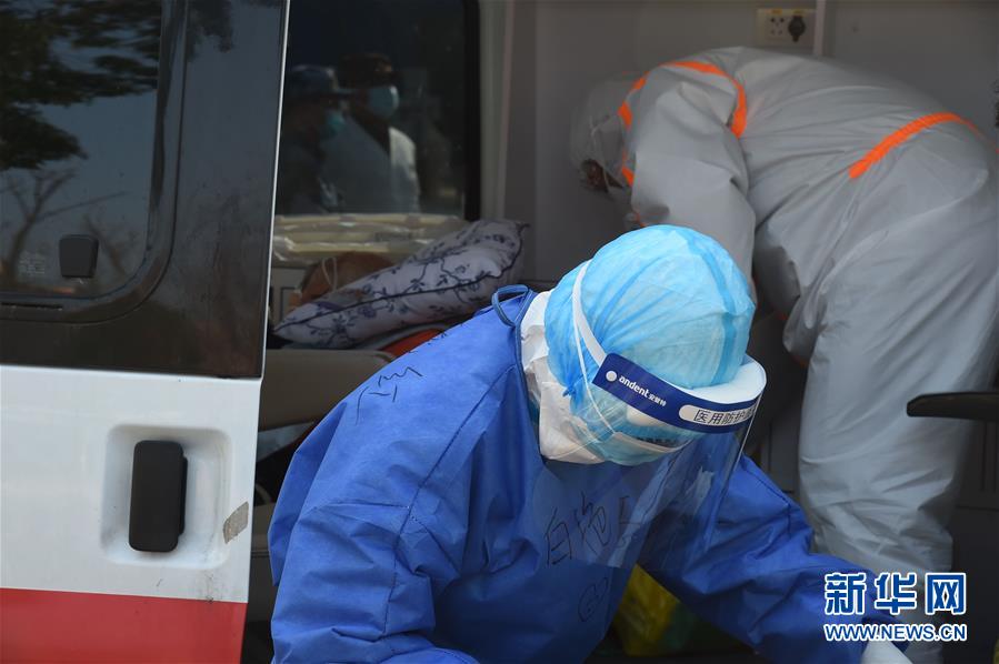 （聚焦疫情防控&middot;圖文互動）（4）一名百歲新冠肺炎患者治愈出院