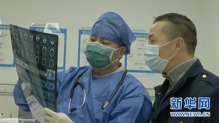 （圖文互動）（2）醫(yī)生馳援湖北抗疫情：&ldquo;女兒的畫就是最大的慰藉&rdquo;