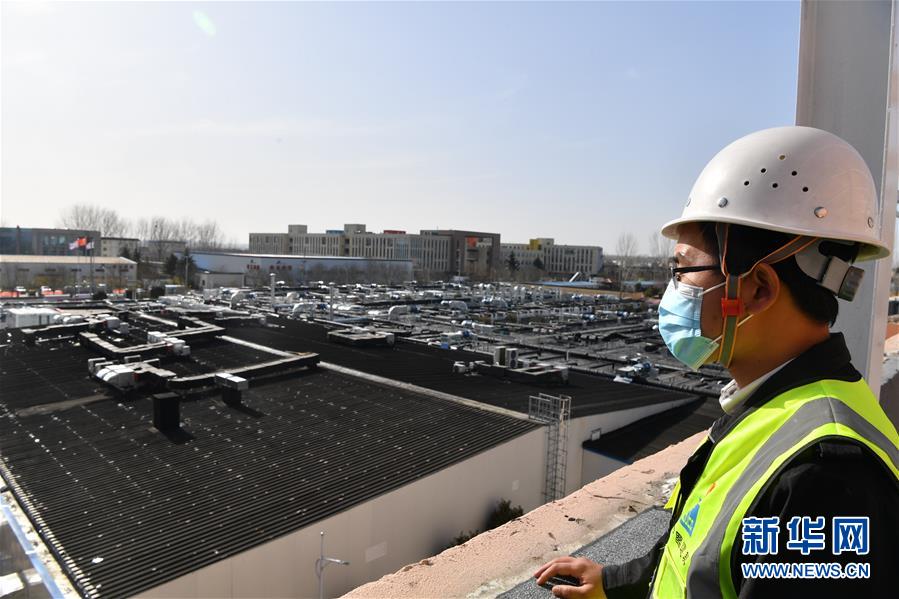 (一線抗疫群英譜·圖文互動)(3)和時間搶生命——記鄭州岐伯山醫(yī)院“90后”參建者梁少智