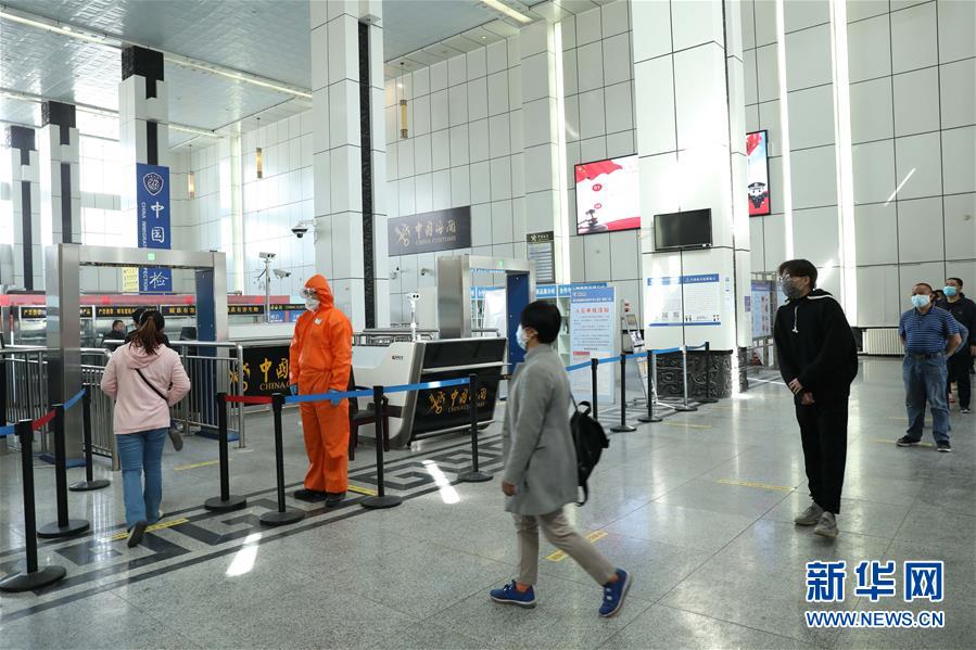 （聚焦疫情防控&middot;圖文互動）（3）中哈霍爾果斯國際邊境合作中心中方區(qū)域恢復(fù)運營