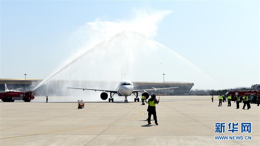 （新華全媒頭條&middot;圖文互動(dòng)）（14）最美逆行者，武漢永遠(yuǎn)記得你！&mdash;&mdash;首批援鄂醫(yī)療隊(duì)返程紀(jì)實(shí)