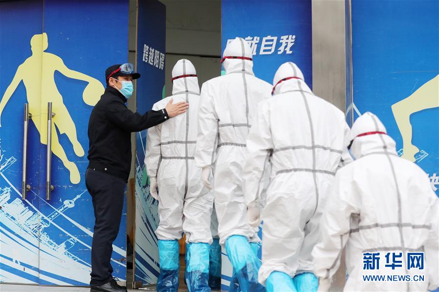 （習近平致敬的戰(zhàn)&ldquo;疫&rdquo;英雄&middot;公安干警篇&middot;圖文互動）（2）他們，抗疫一線鑄警魂