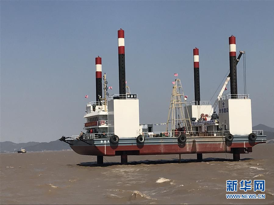 （圖文互動(dòng)）（1）特寫(xiě)：海底高鐵&ldquo;探路人&rdquo;