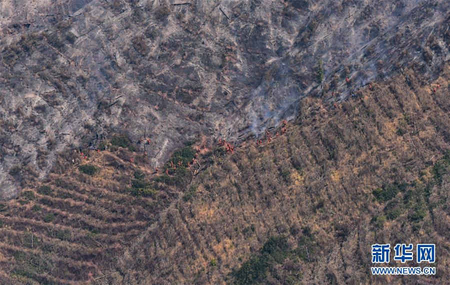 （圖文互動(dòng)）（2）四川西昌市經(jīng)久鄉(xiāng)森林火災(zāi)明火已撲滅