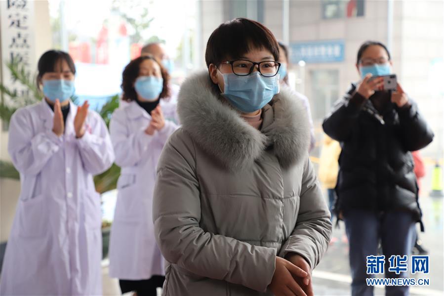 （一線抗疫群英譜&middot;圖文互動）&ldquo;英雄妹妹&rdquo;杜富佳：雷場是哥哥的戰(zhàn)場，武漢是我的前線