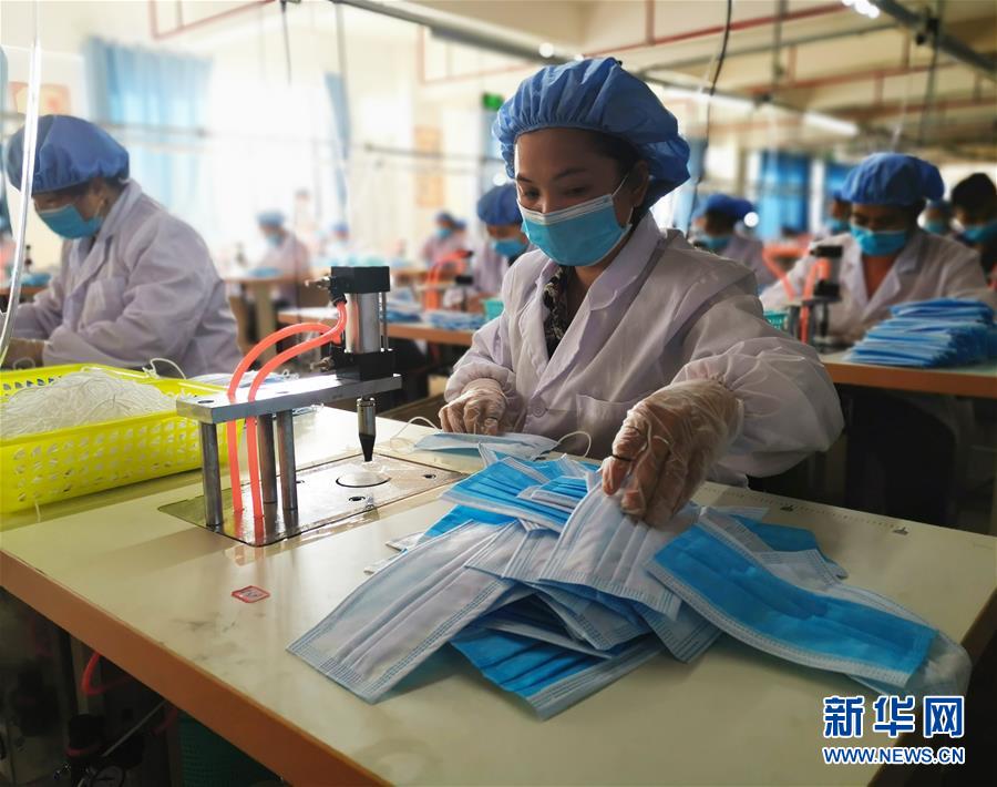 （決戰(zhàn)決勝脫貧攻堅(jiān)&middot;圖文互動(dòng)）（1）貧困戶(hù)的&ldquo;收入賬&rdquo;&mdash;&mdash;廣西極貧縣隆林各族自治縣見(jiàn)聞