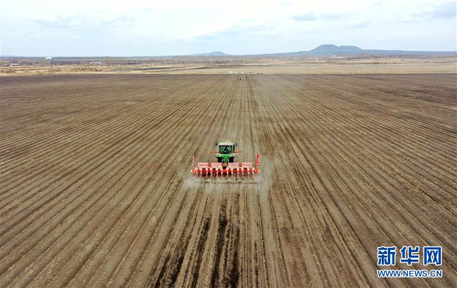 (新華全媒頭條·圖文互動)(2)讓中國飯碗端得更牢——“中華糧倉”春耕剪影