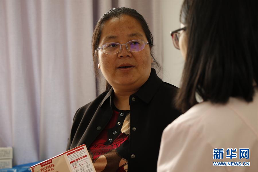 (代表委員履職·圖文互動)(3)為百姓健康奔走——全國人大代表胡阿羅履職記