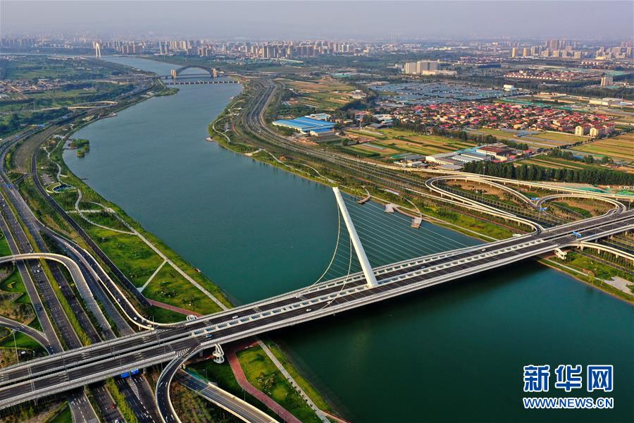 (在習(xí)近平新時(shí)代中國特色社會(huì)主義思想指引下——新時(shí)代新作為新篇章·習(xí)近平總書記關(guān)切事·圖文互動(dòng))(1)在高質(zhì)量轉(zhuǎn)型發(fā)展中“晉”快奔跑