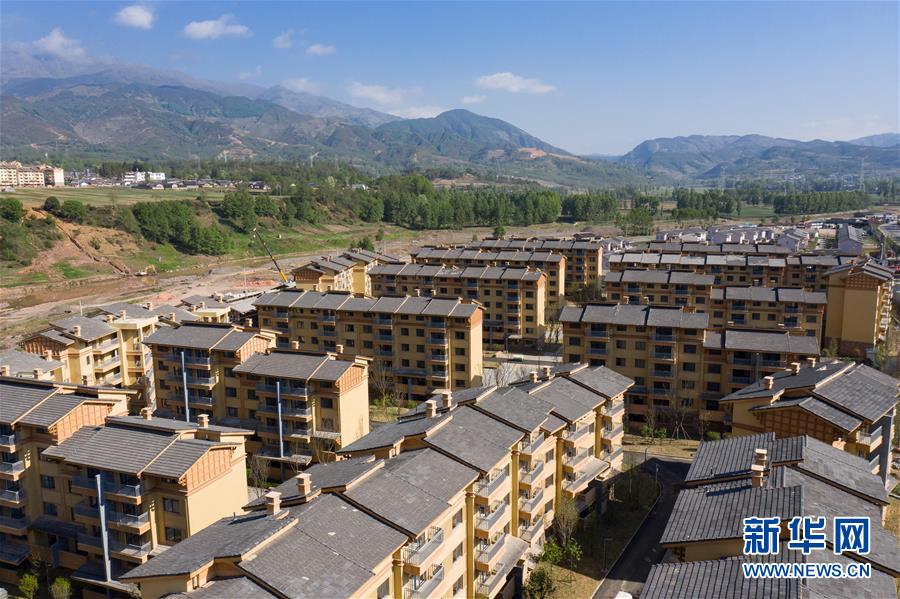 （新華全媒頭條&middot;兩會特別報(bào)道&middot;圖文互動(dòng)）（3）從取得決定性成就到奪取全面勝利&mdash;&mdash;從全國兩會看決戰(zhàn)決勝脫貧攻堅(jiān)