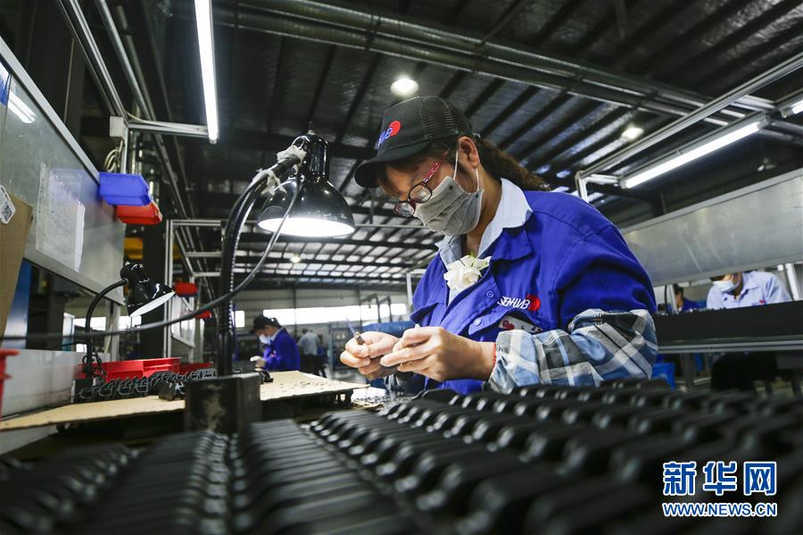 (行進(jìn)長(zhǎng)三角·圖文互動(dòng))(3)“排頭兵”迸發(fā)新活力——蘇滁高新區(qū)踐行長(zhǎng)三角跨省合作見(jiàn)聞