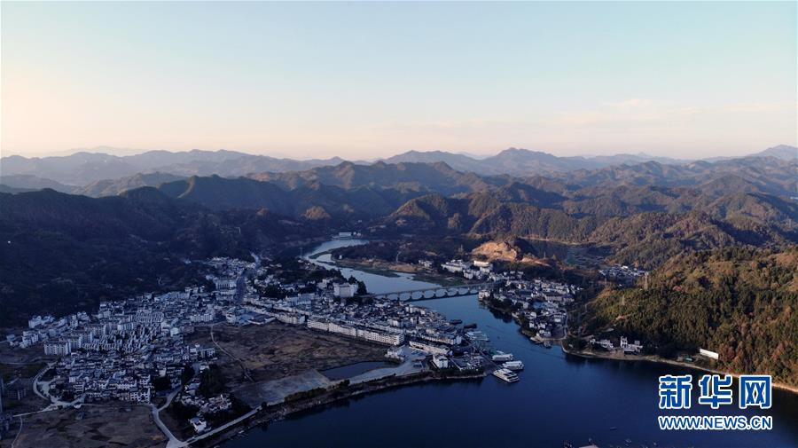 （新華全媒頭條&middot;圖文互動(dòng)）（5）從&ldquo;藍(lán)圖規(guī)劃&rdquo;到美麗&ldquo;現(xiàn)實(shí)畫卷&rdquo;&mdash;&mdash;長(zhǎng)三角一體化高質(zhì)量發(fā)展一年間