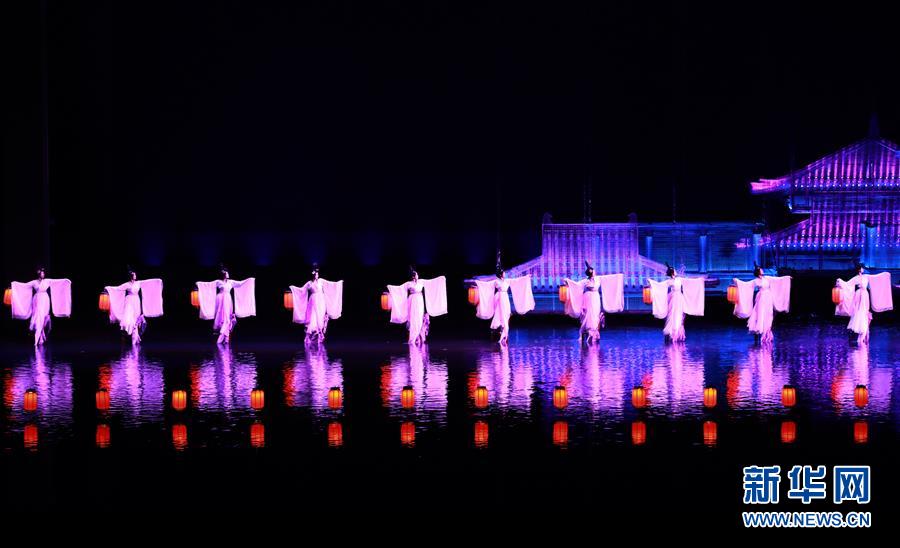 （新華全媒頭條&middot;圖文互動）（3）待到滿山紅葉時&mdash;&mdash;三峽重慶庫區(qū)踐行新發(fā)展理念面面觀