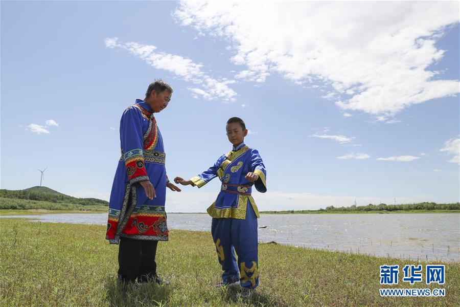 （熱點(diǎn)鮮報(bào)&middot;走向我們的小康生活&middot;圖文互動(dòng)）（3）你沒(méi)聽(tīng)過(guò)的伊瑪堪&mdash;&mdash;&ldquo;北大倉(cāng)&rdquo;里話小康之三