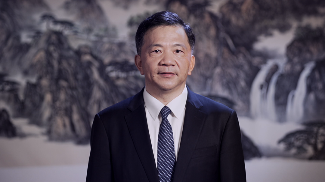 中宣部副部長  中央廣播電視總臺臺長、總編輯   慎海雄