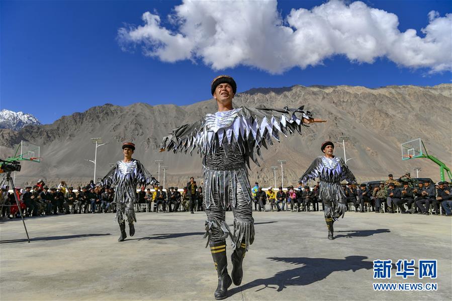 （新華全媒頭條&middot;圖文互動）（13）飛吧，&ldquo;帕米爾雄鷹&rdquo;！