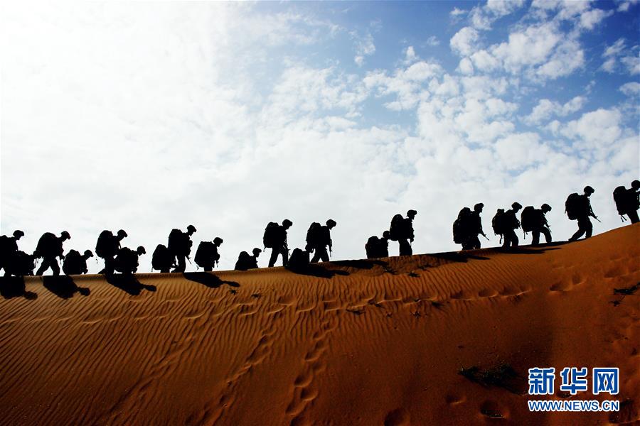 (圖文互動)(3)武警部隊抓好常態(tài)化疫情防控條件下“魔鬼周”極限訓練