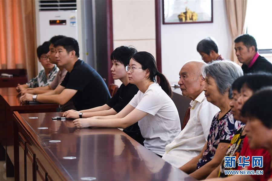 （新時(shí)代文明實(shí)踐&middot;圖文互動(dòng)）（8）文明春風(fēng)入萬家&mdash;&mdash;新時(shí)代文明實(shí)踐中心助推黨的創(chuàng)新理論在基層落地生根