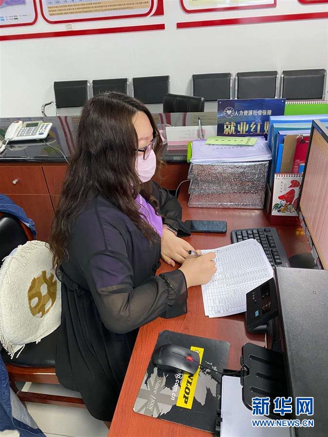 （新華網(wǎng)&middot;圖文互動(dòng)）（1）&ldquo;就業(yè)紅娘&rdquo;忙&ldquo;牽線&rdquo;