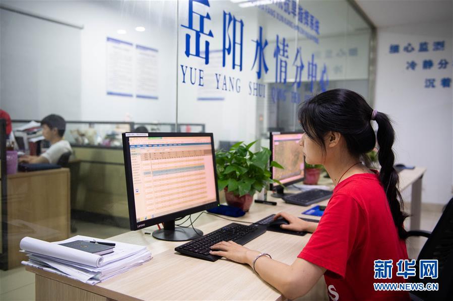 （防汛抗洪&middot;圖文互動(dòng)）（6）在大堤上成長(zhǎng)，為人民守護(hù)&mdash;&mdash;洪水中的青年&ldquo;生力軍&rdquo;