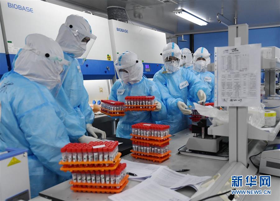 （新華全媒頭條&middot;圖文互動(dòng)）（8）首都再戰(zhàn)&ldquo;疫&rdquo;，難忘40天&mdash;&mdash;寫(xiě)在北京應(yīng)急響應(yīng)級(jí)別降級(jí)之際 