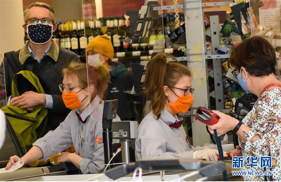 (國際·圖文互動)(1)特稿:穿越寒暑 無問西東——寫在新冠疫情構(gòu)成“國際關(guān)注的突發(fā)公共衛(wèi)生事件”半年之際