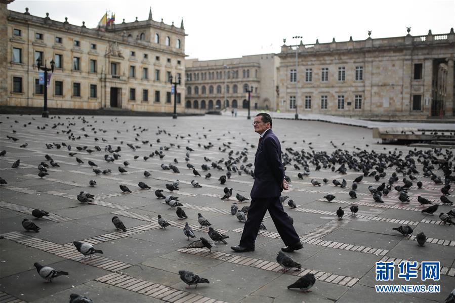 (國際·圖文互動)(7)特稿:穿越寒暑 無問西東——寫在新冠疫情構(gòu)成“國際關(guān)注的突發(fā)公共衛(wèi)生事件”半年之際