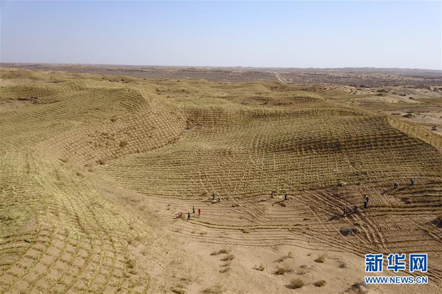 （在習(xí)近平新時(shí)代中國(guó)特色社會(huì)主義思想指引下&mdash;&mdash;新時(shí)代新作為新篇章&middot;習(xí)近平總書(shū)記關(guān)切事&middot;圖文互動(dòng)）（4）綠色映底蘊(yùn)，山水見(jiàn)初心&mdash;&mdash;生態(tài)優(yōu)先、綠色發(fā)展持續(xù)造福群眾美好生活