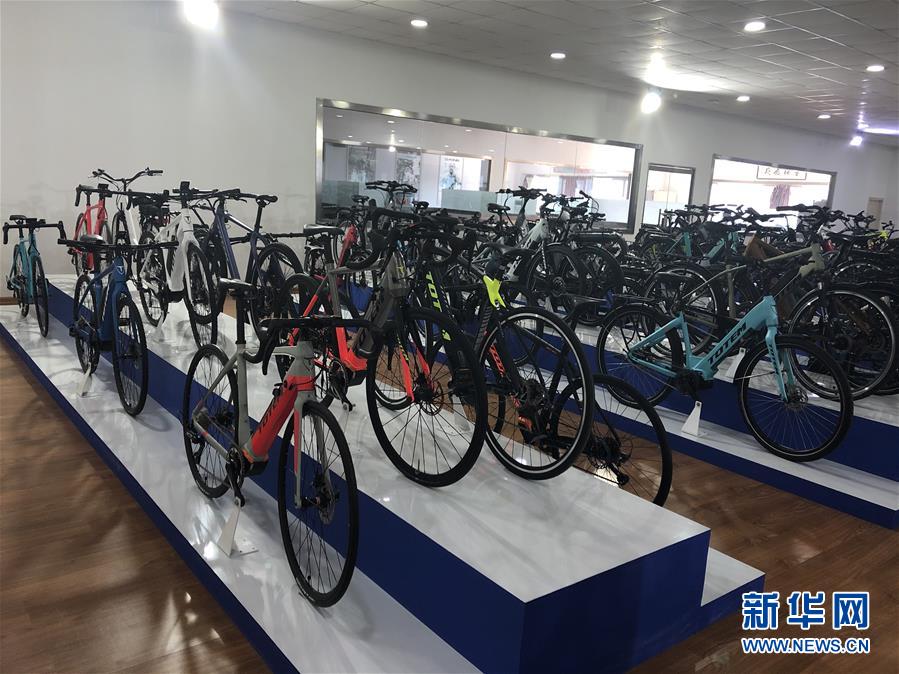 （在習(xí)近平新時代中國特色社會主義思想指引下&mdash;&mdash;新時代新作為新篇章&middot;習(xí)近平總書記關(guān)切事&middot;圖文互動）（11）激發(fā)每個經(jīng)濟&ldquo;細(xì)胞&rdquo;的活力&mdash;&mdash;千方百計把市場主體保護好